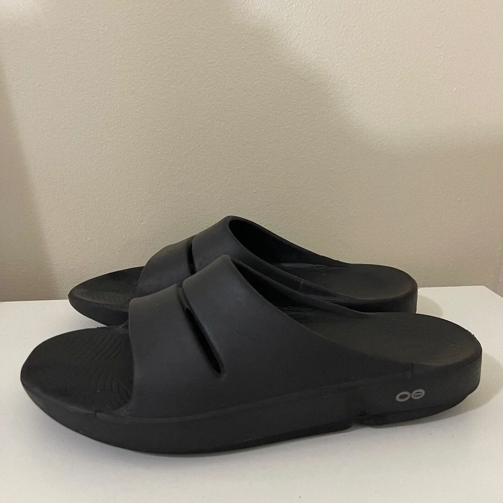 Oofos‎ Ooahh Mens 9 Womens 11 Slip On Sport Recovery Slide Sandals Black Casual